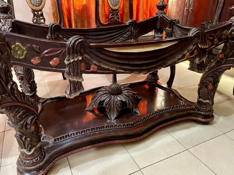 Dinning Table (Chinioti) 3