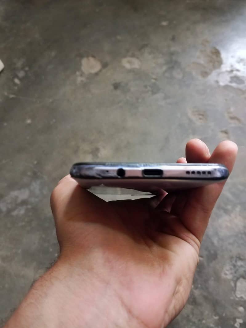 Infinix Note 8 4