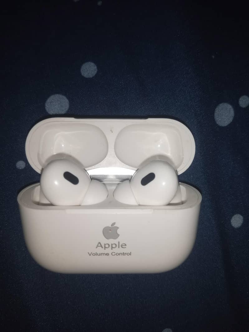 Apple earbuds 0