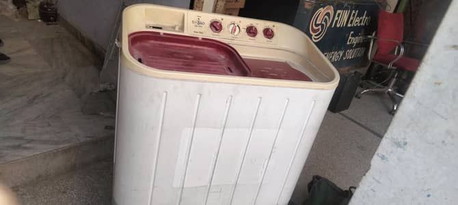 Super Asia washing machine and dryer