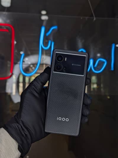 Iqoo 9 pro 12Gb 512Gb Dual Sim ( Official PTA) snapdragon 8 Gen1 10/10