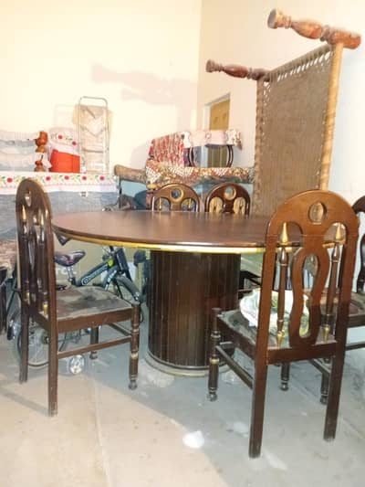 dining tables and chairs bilkul new ha