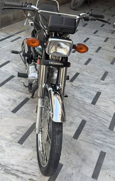 Cg 125