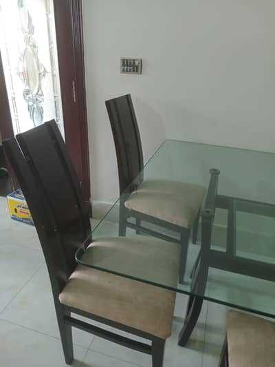 6 seater dining fr sale