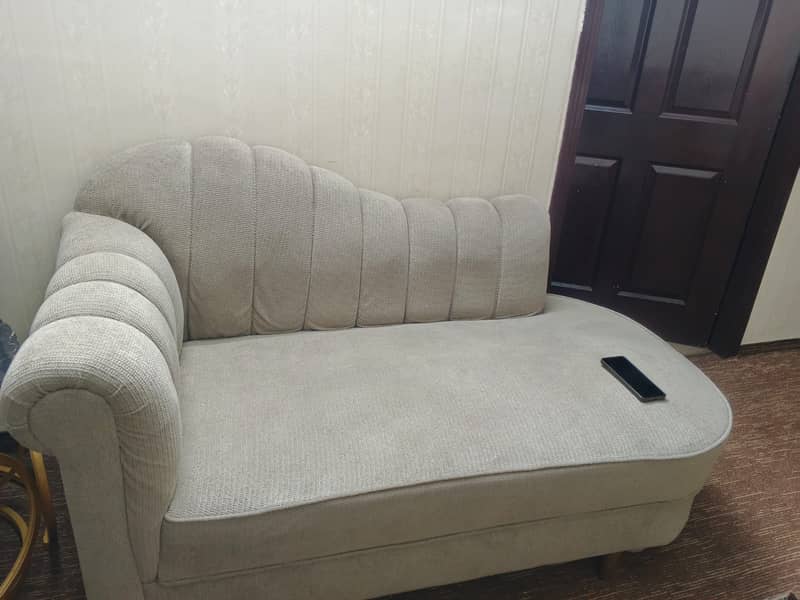 1 designed sofa 0