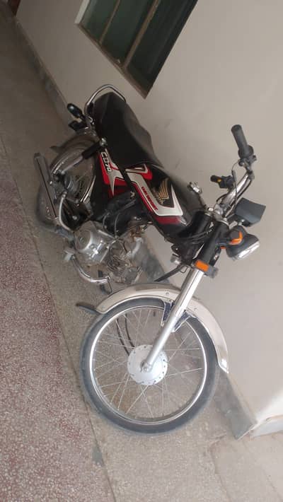 HONDA CD-70 2025