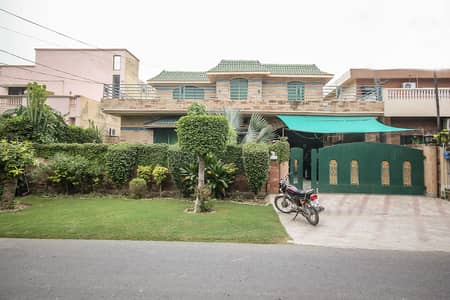 1 KANAL UPPER PORTION AVAILABLE FOR RENT IN PHASE 3