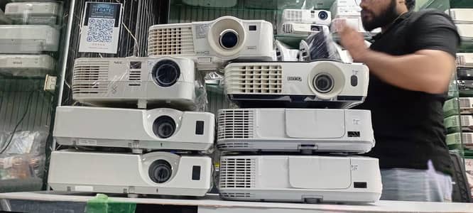 Multimedia projector /3D projector / Andriod projector / smart board