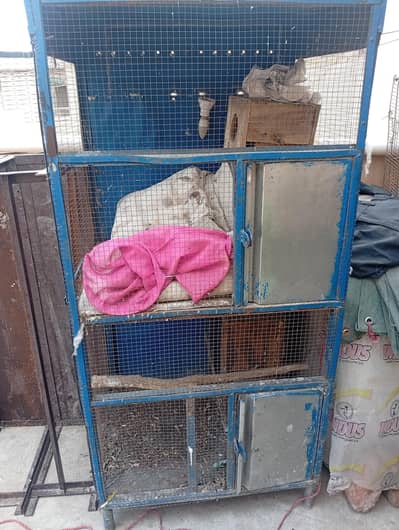 Bird Cage For sale.