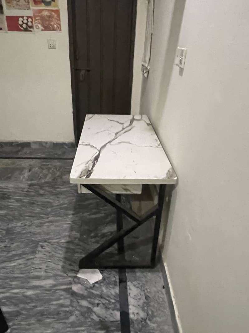 Study table and office table 4
