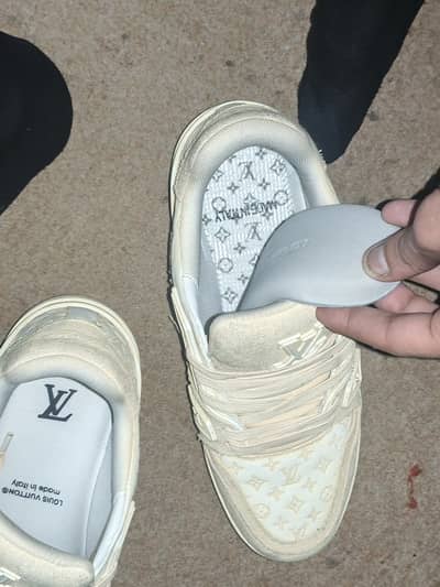 Very less used. . . looks like brand new shoes
