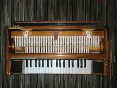German jublet Harmonium