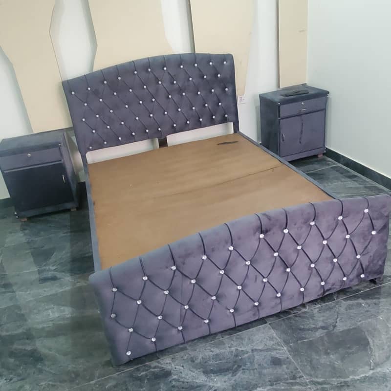 Solid Modern cushioning Bed plus mattress 0