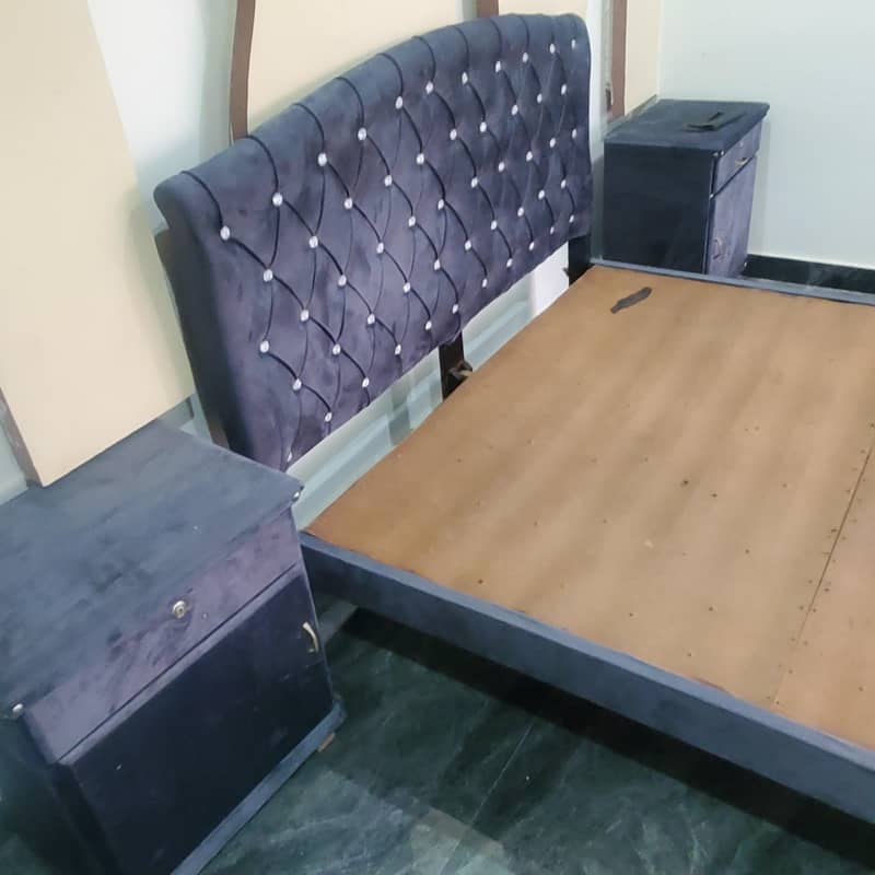 Solid Modern cushioning Bed plus mattress 2