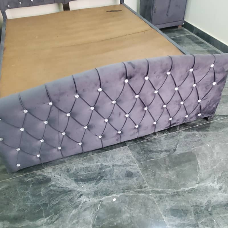 Solid Modern cushioning Bed plus mattress 3