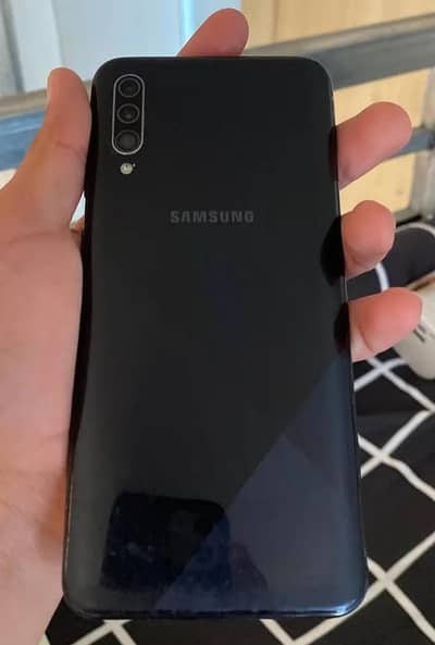 Samsung Mobile A50