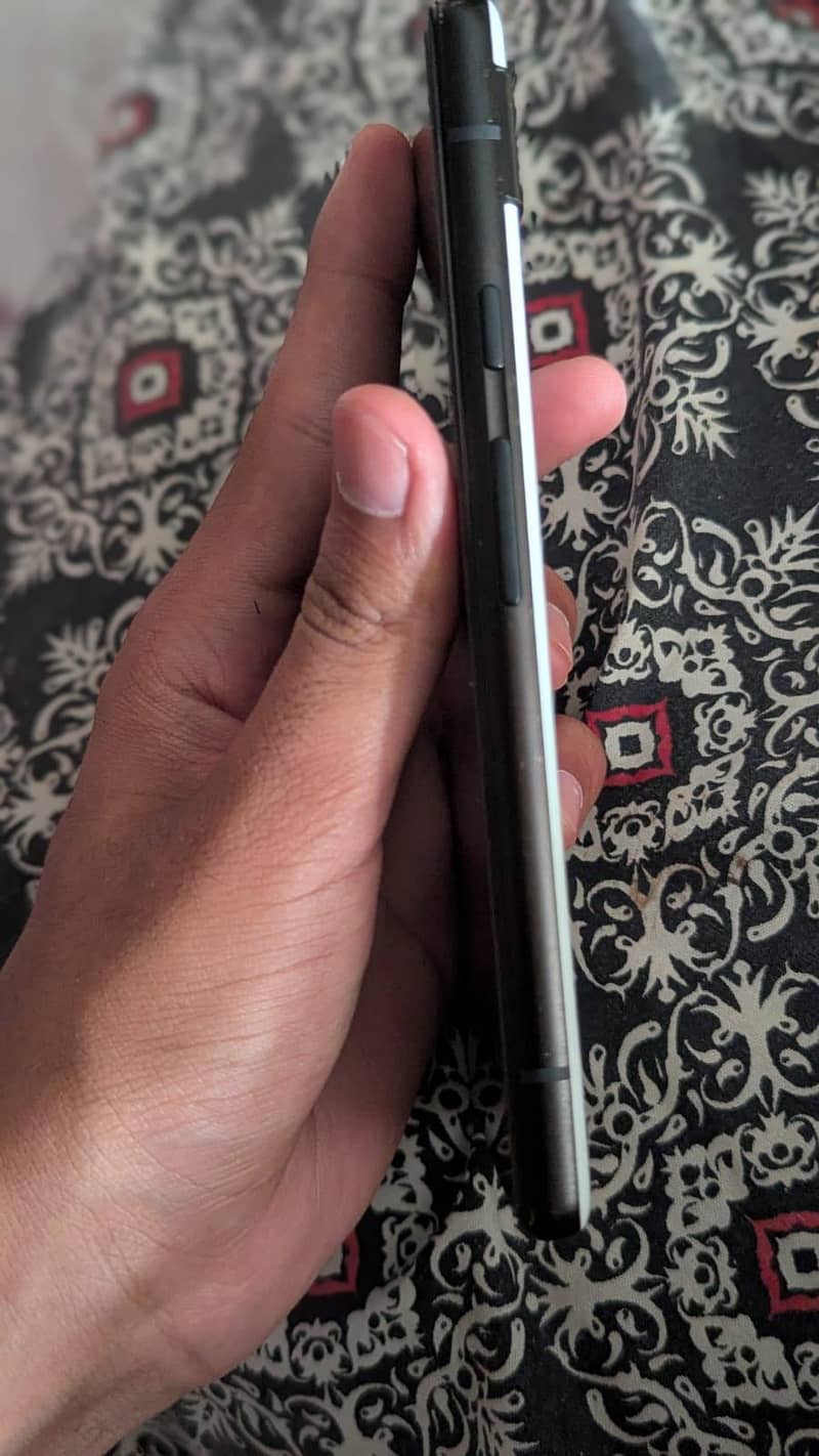 Google Pixel 6a 4
