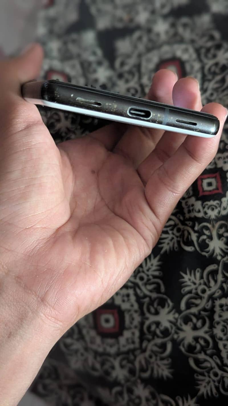 Google Pixel 6a 5