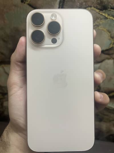 Apple iPhone 16 Pro Max