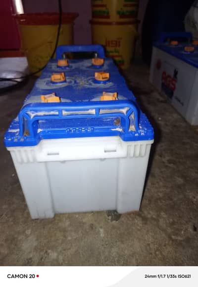 2 AGS 200ah 12 volt batteries