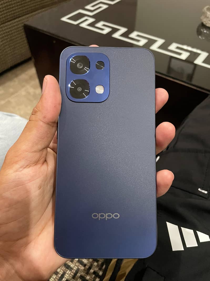 OPPO A6 pro 0