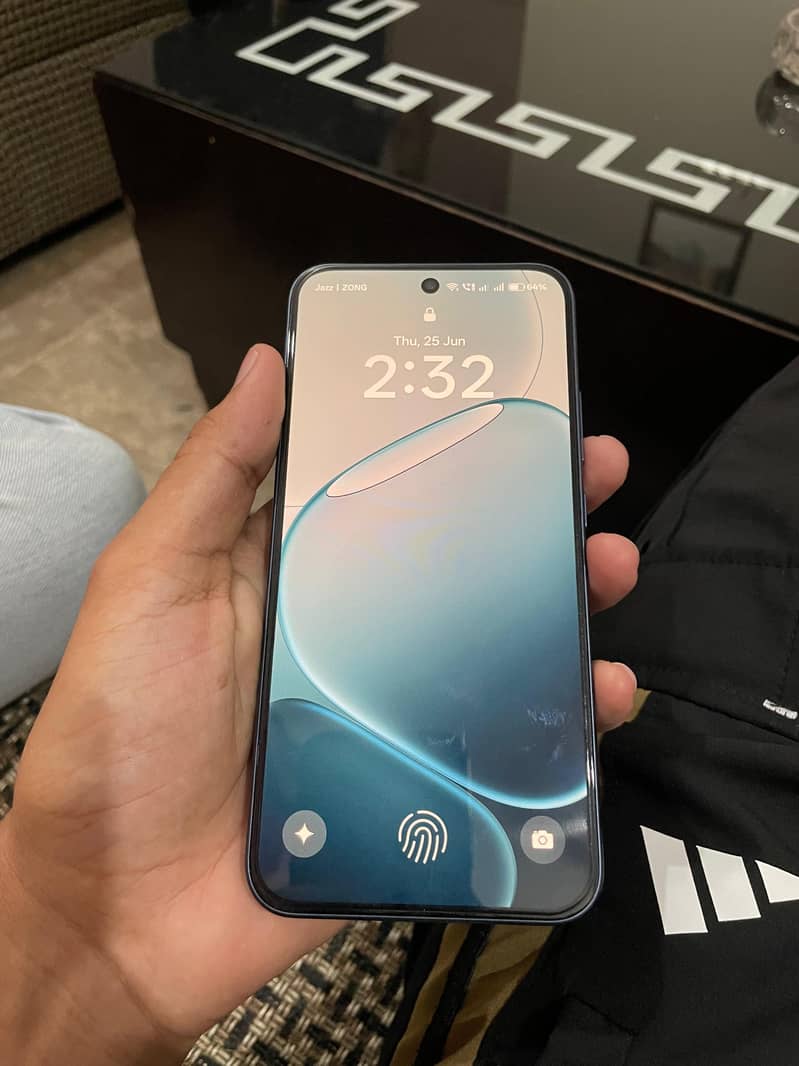 OPPO A6 pro 1