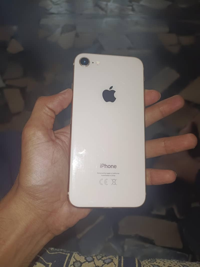 Apple iPhone 8 0