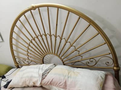 king size bed urgent sale