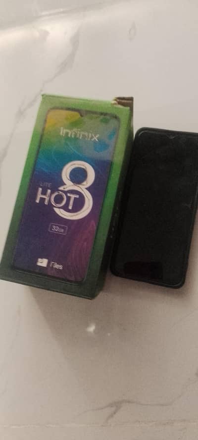 Infinix Hot 8 Lite