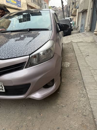 Toyota Vitz 2012