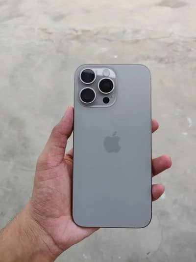 Apple iPhone 15 Pro Max with box 256 Gb