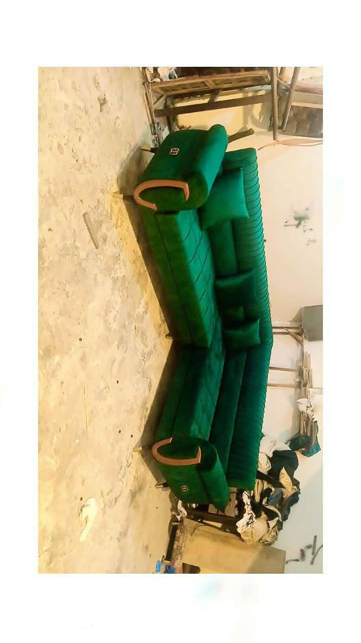 5 seater sofa 7