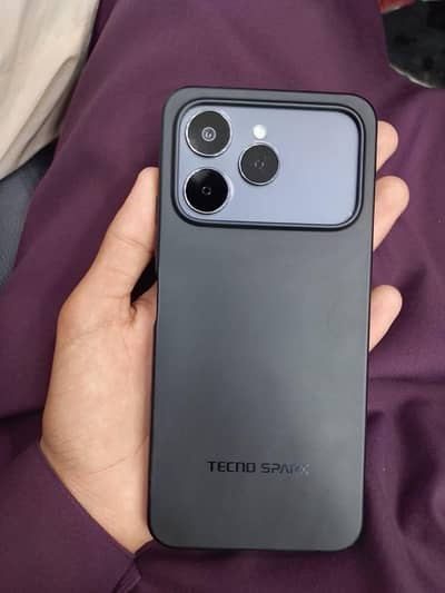 Tecno spark 40
