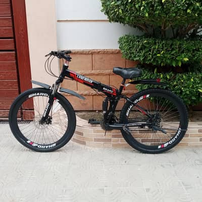 LAND ROVER imported bicycle size 26.   only serious Bayer contact me