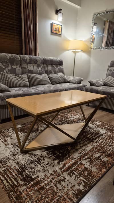 Coffee Table / Centre Table