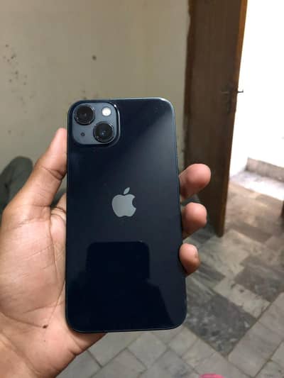 Apple iPhone 13