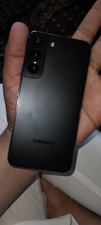 Samsung s22