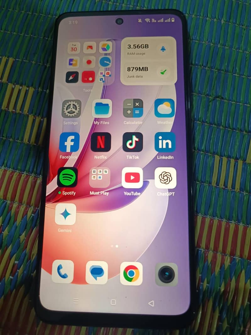 Realme C71 0