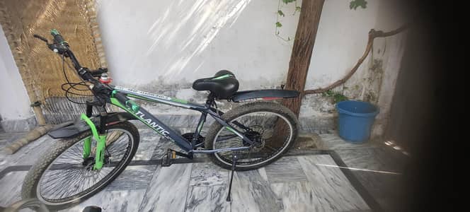 new use like new mountain bike