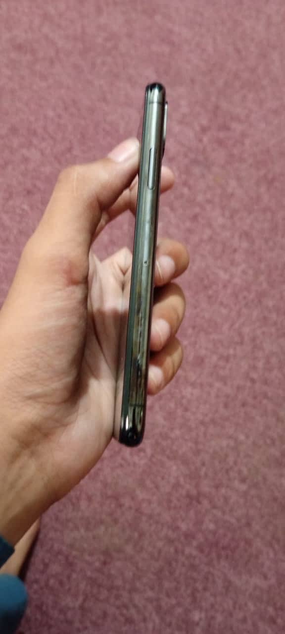 Apple iPhone X 1