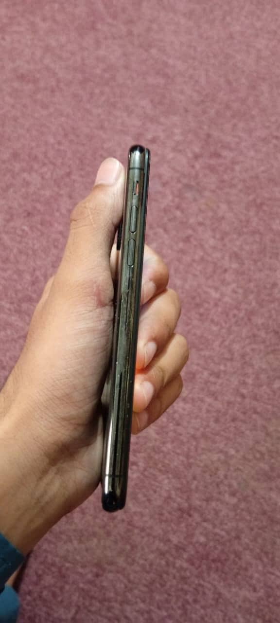 Apple iPhone X 2