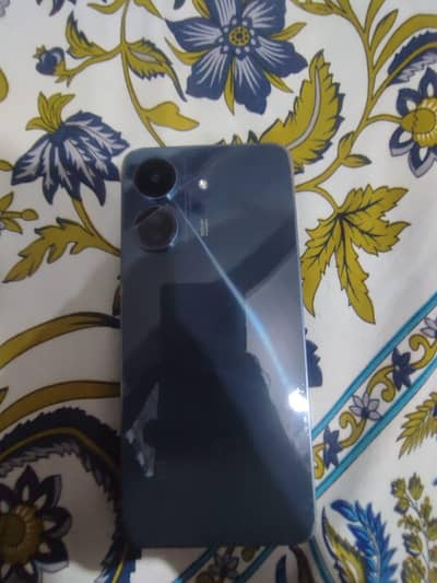 Ram 128 Rom 4GB