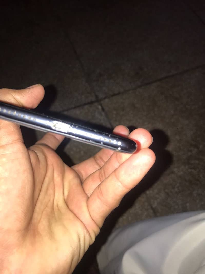 Apple iPhone 7 Plus 0