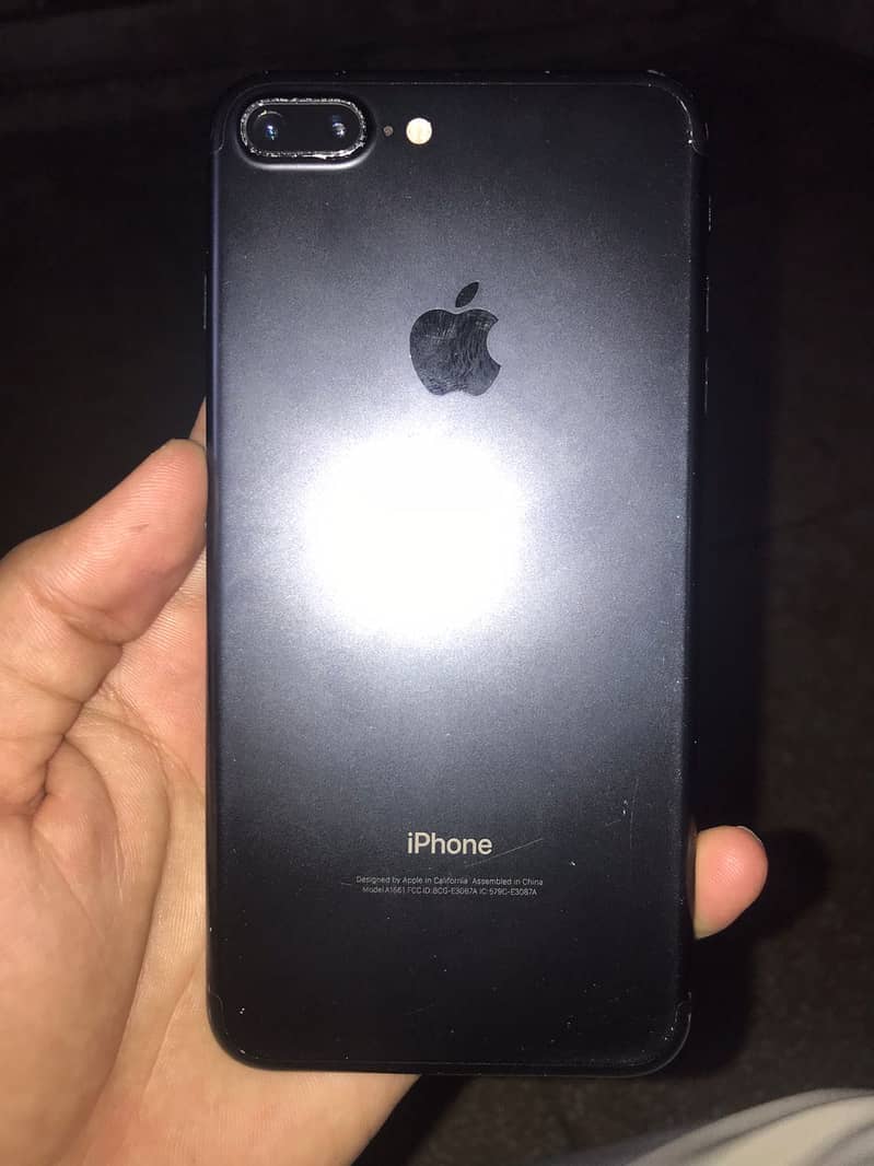Apple iPhone 7 Plus 2