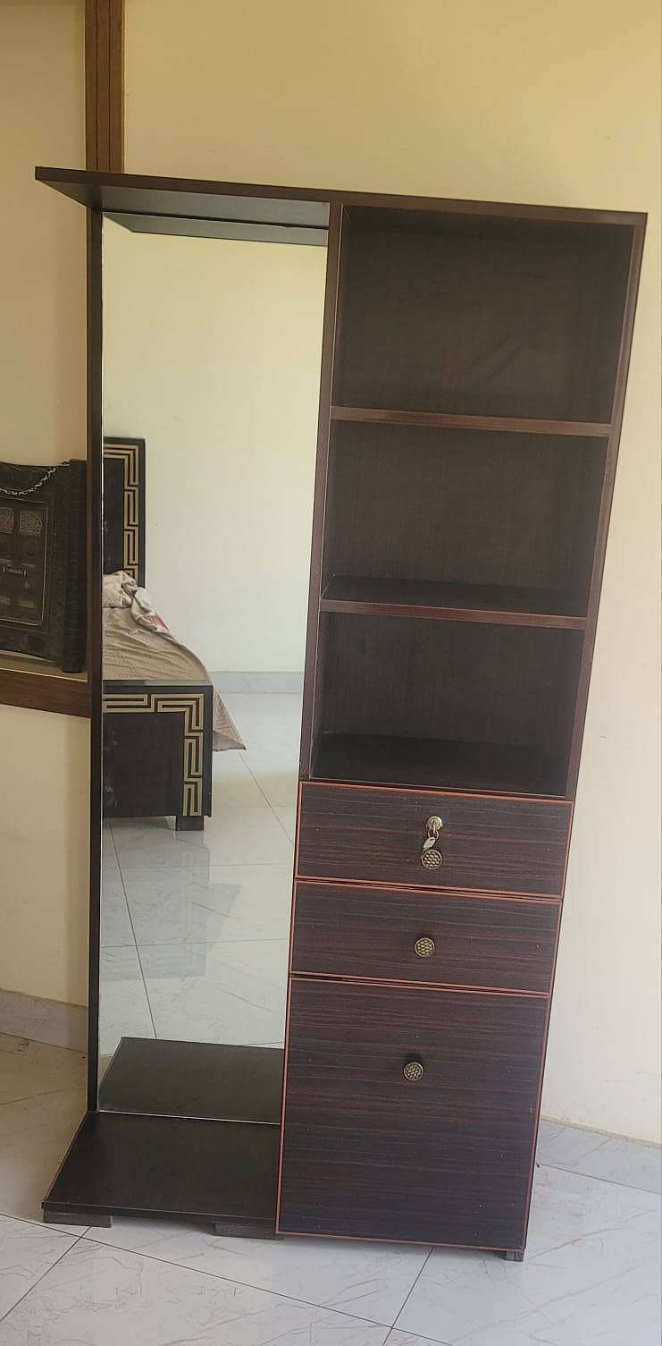 Study Table & Dressing Table 1