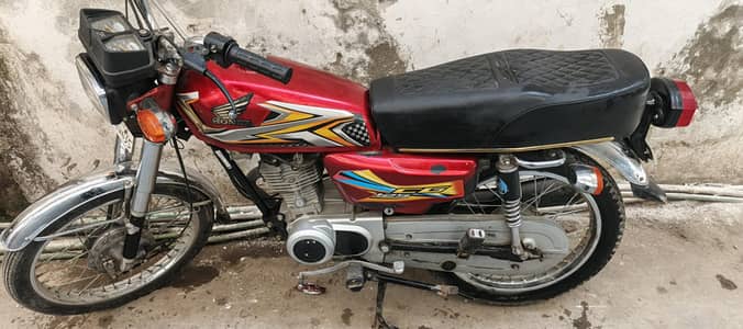 United 125