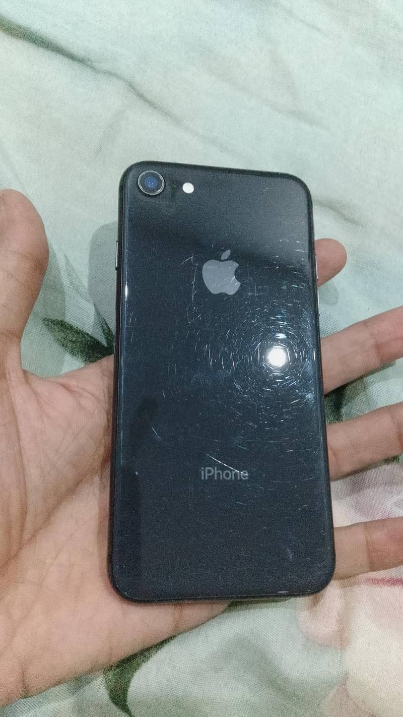 Apple iPhone 8 3