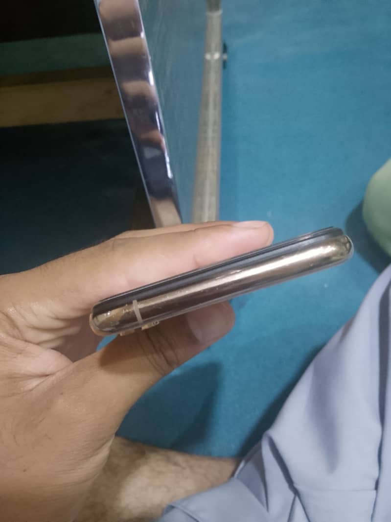 iphonexs 4