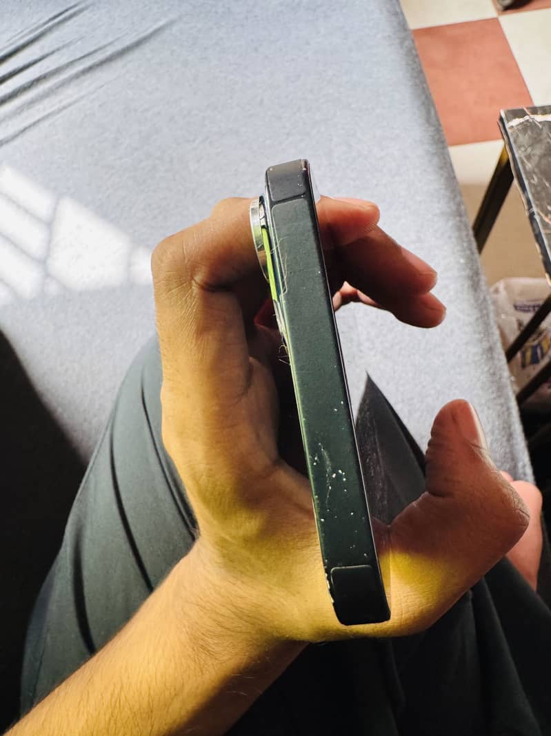 Apple iPhone 14 plus 11