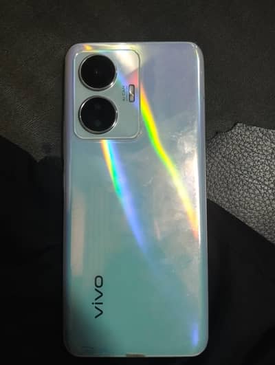 vivo y55 urgent sale wtp no=0303=7492851 fingerprint in display 16/128